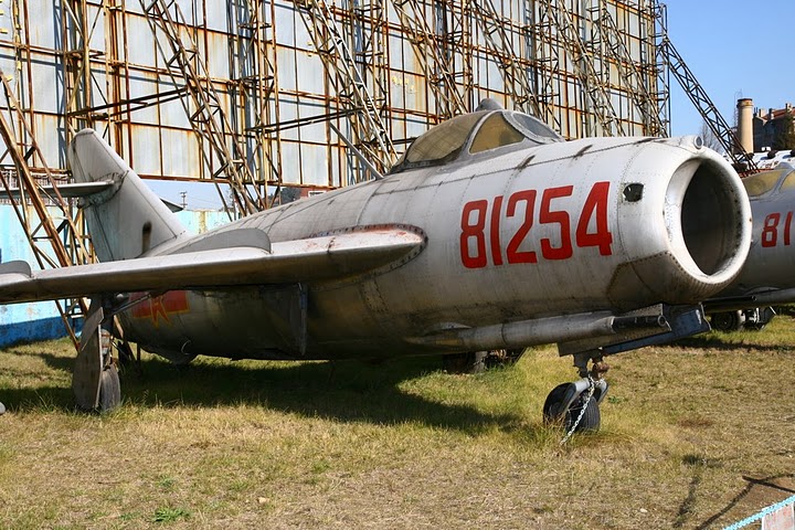 81254 Shenyang J-5