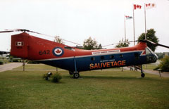 9642 Piasecki CH-21 Workhorse