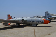 52-1519 Martin EB-57B Canberra